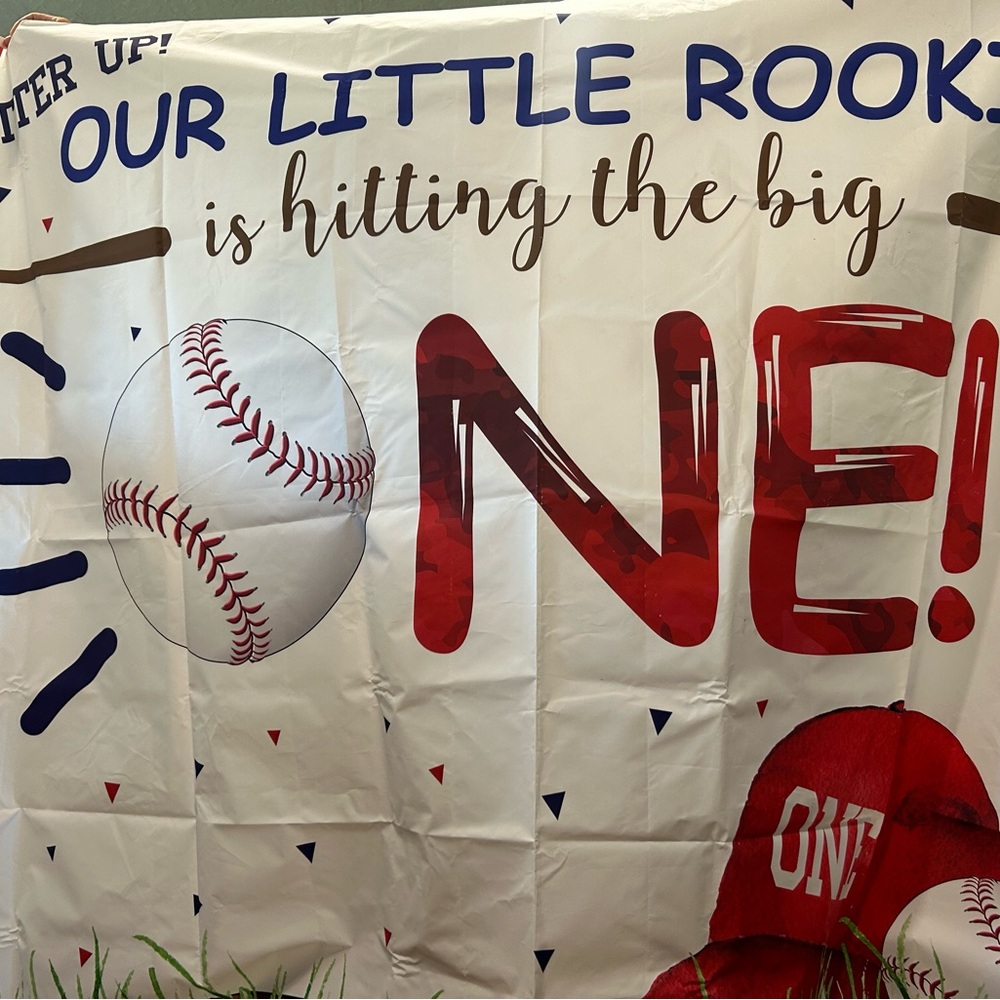 Amazon Red and White Baseball Party Decorations